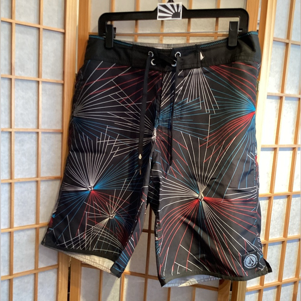 Volcom City Lights Mod-Tech Boardshorts A082920 Men's Size 32